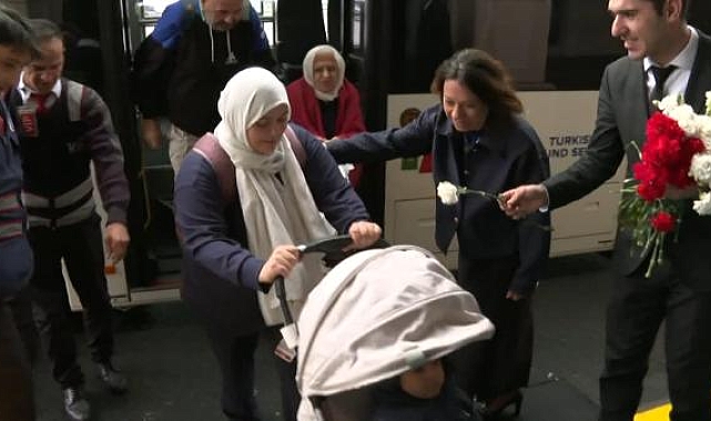 Gazze'den tahliye edilen Türk vatandaşları İstanbul'a getirildi