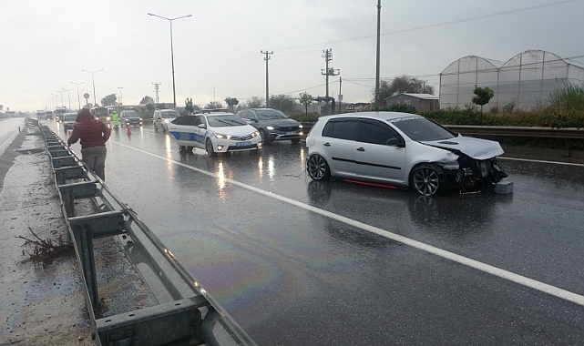 Hurdaya dönen araçtan burnu bile kanamadan çıktı