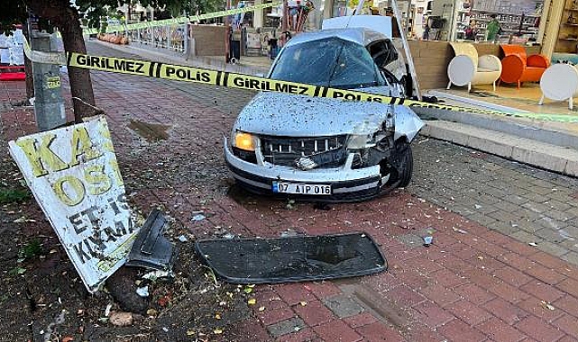 Kaza sonrası kalp masajı yapılan sürücü, hastanede hayatını kaybetti