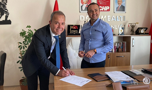 Menderes Dal adaylık başvurusunu yaptı
