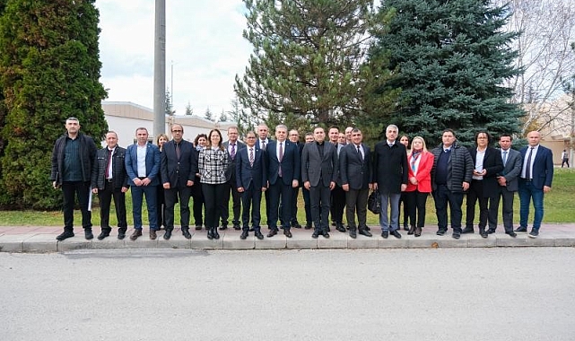 Mersin ve Eskişehir büyükşehir belediyeleri arasında &#039;su kardeşliği&#039; protokolü imzalandı