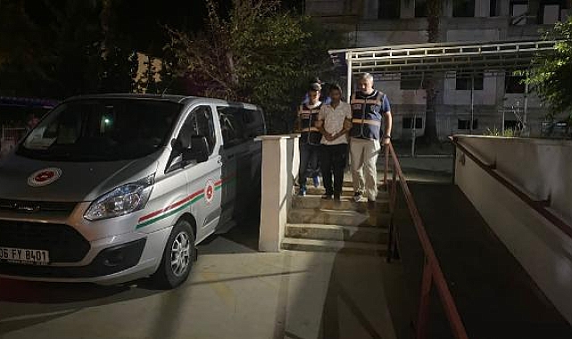 Mersin'de 3 kişiyi öldüren şüpheli ile azmettirici babası tutuklandı