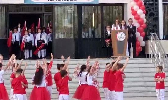 Öğrencisini ötekileştiren öğretmene kınama ve yer değiştirme cezası