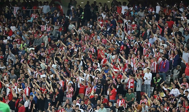 Öğretmenler Günü'ne ozel Antalyaspor'dan davet