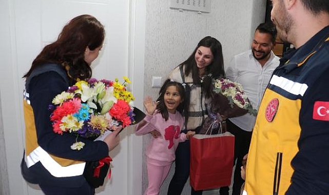 Okulda kalbi duran Serra'yı, 4 dakikada ulaşan ambulans ekibi hayata bağladı