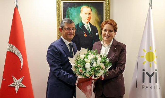 Özgür Özel, Akşener ile bir araya geldi