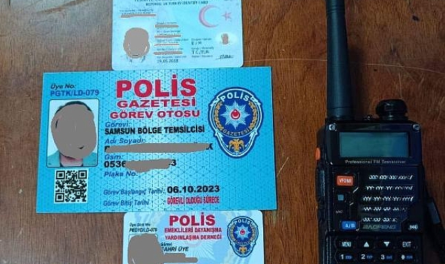 Polisin durdurduğu araçtan sahte polis kimliği ve muhabir kartı ile telsiz çıktı