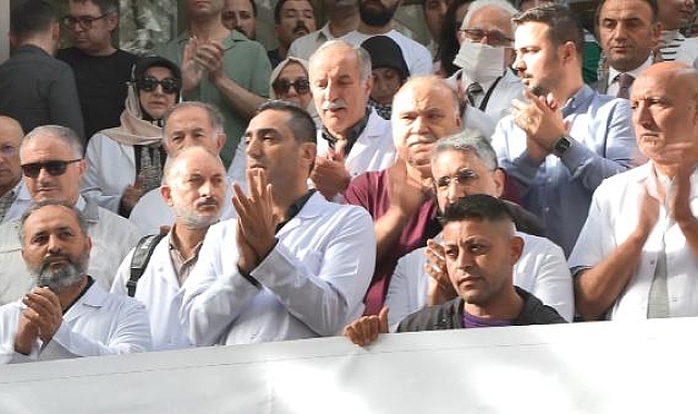 Sağlık çalışanlarından İsrail protestosu