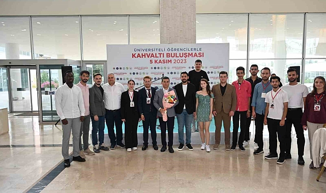 Tütüncü, "Biz gelecek inşasına gayret ediyoruz"