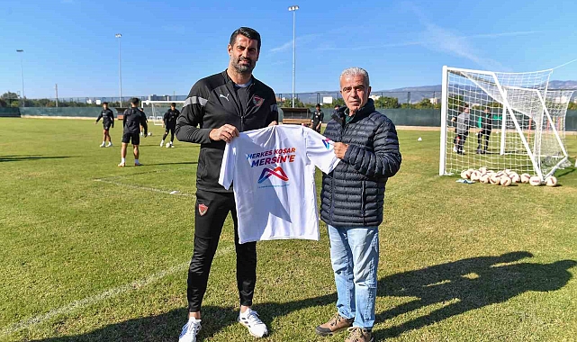 Volkan Demirel, '5. Uluslararası Mersin Maratonu'na kayıt yaptırdı