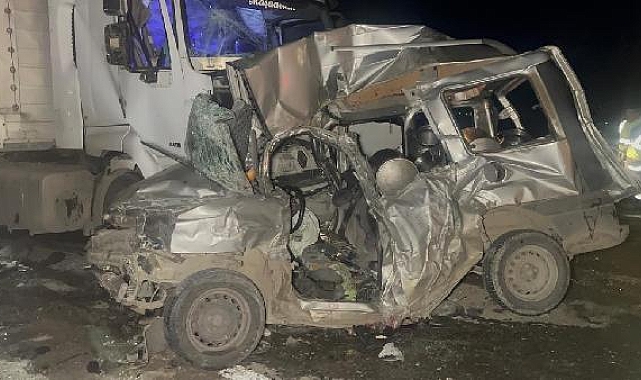 4 aracın karıştığı zincirleme kaza: 1 ölü, 2 yaralı