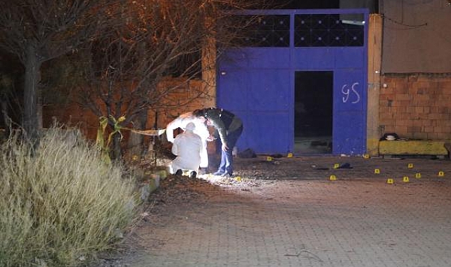 Afyonkarahisar'da eşi ve 3 yakınını öldürüp kaçan koca yakalandı