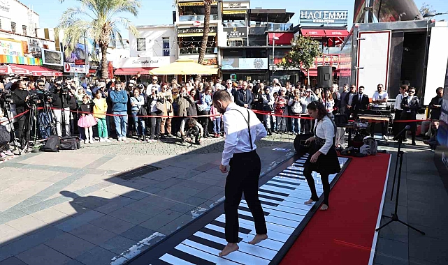 Alanya'da muhteşem gösteri
