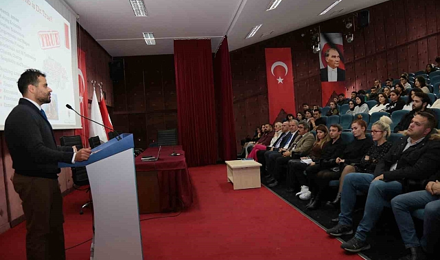 ALKÜ'de yurt dışında eğitimler konusu anlatıldı
