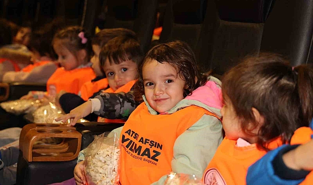 Anaokulu öğrencileri sinema ile buluştu