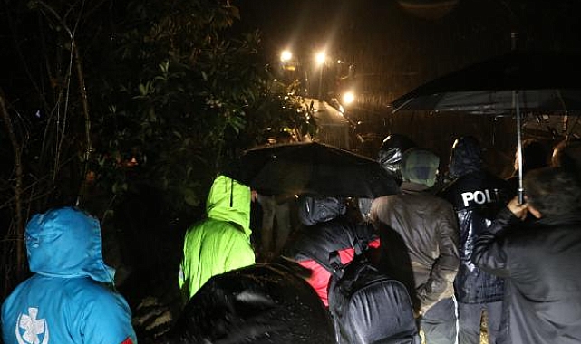 Anne ve oğlu için arama- kurtarma çalışması başlatıldı