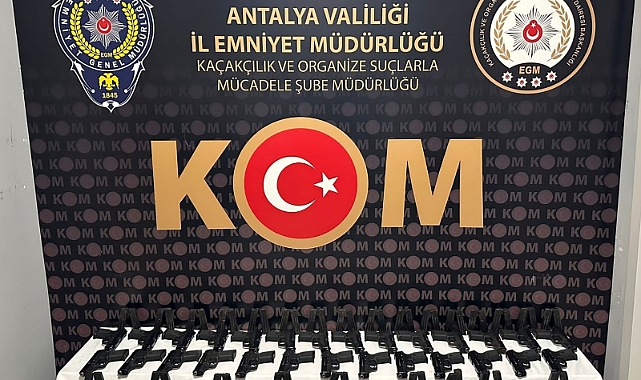 Antalya'da 49 adet ruhsatsız tabanca ele geçirildi