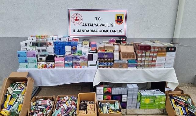 Antalya'da kaçak sigara operasyonu