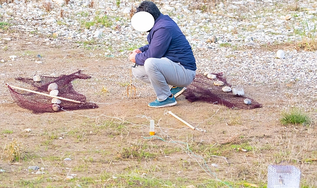 Antalya'nın merkezinde kuş kaçakçısına suçüstü