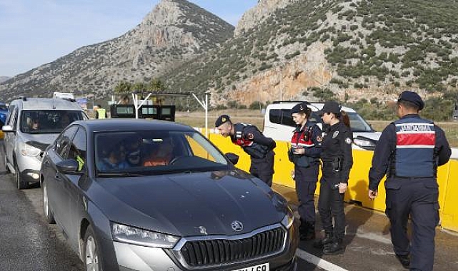 Antalya'da, Cumhuriyet tarihinin en büyük kaçak içki operasyonu
