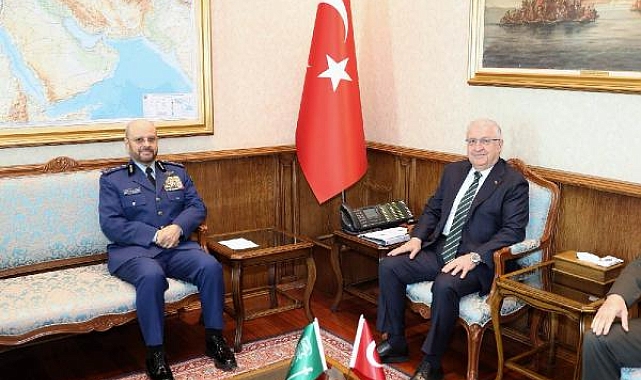 Bakan Güler, Suudi Arabistan Genelkurmay Başkanı ile görüştü