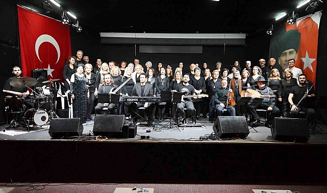 Barış Manço Kemer'de şarkılarıyla anıldı