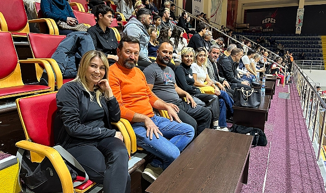Başkan ve üyeler maç izledi