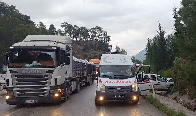Bucak'ta zincirleme kaza: 1 yaralı