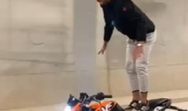 Çamlıca Tüneli'nde motosikletlilerin tehlikeli oyunu kamerada