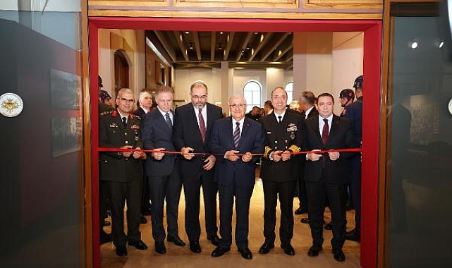 Cumhuriyet'in 100'üncü Yılı Sergisi açıldı