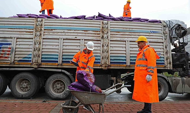 Denetime takılan 535 ton kömür Antalya dışına çıkarıldı