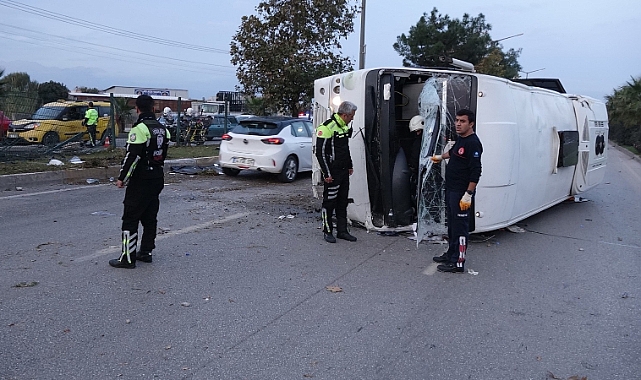 Devrilen minibüste burnu bile kanamadı