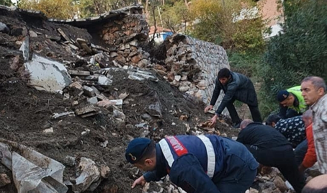 İstinat duvarı yıkıldı, göçük altında kalan 6 yaşındaki Mihriban hayatını kaybetti