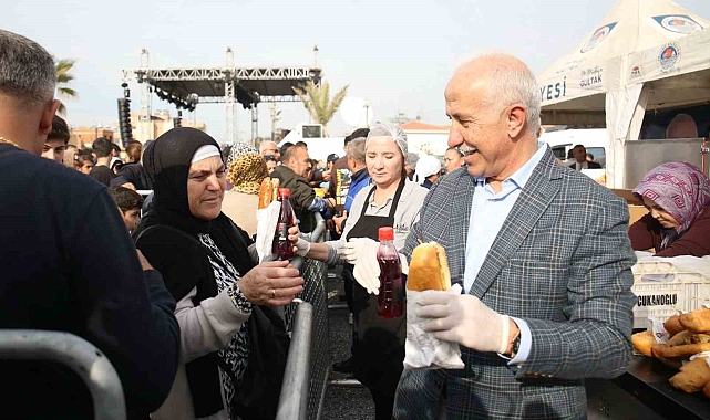 Karaduvar Balık Festivali'ne büyük ilgi