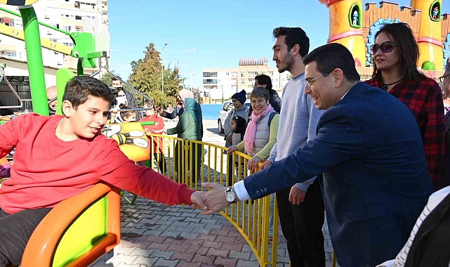 Kepez Belediyesi özel çocukları Lunapark'ta ağırladı