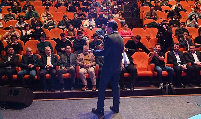 Kepez'e, Tütüncü ile 22 kütüphane