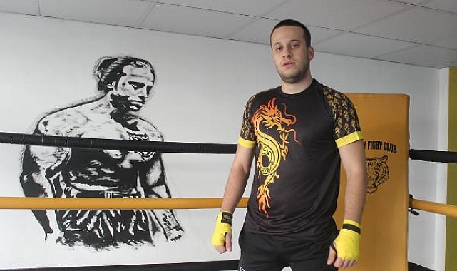 Kırık bilekle şampiyon oldu