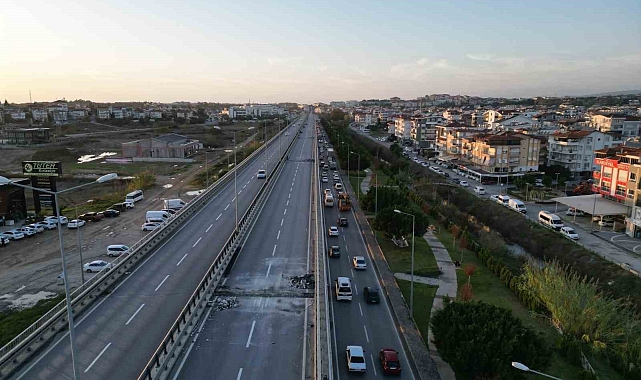 Manavgat'ta Otogar Köprülü kavşağı 15 günlük bakım alındı