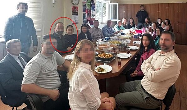 Müdür ile sevgilisinin öğretmenler odası paylaşımı