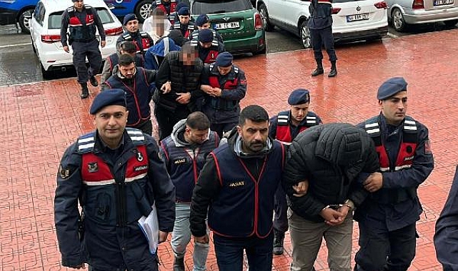 Muğla'da 1001 kaçak göçmen, 24 göçmen kaçakçısı yakalandı