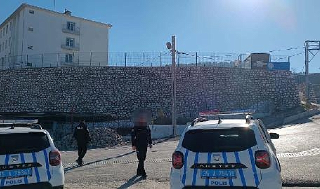 Okul çevresi denetimlerinde 405 şüpheli gözaltına alındı