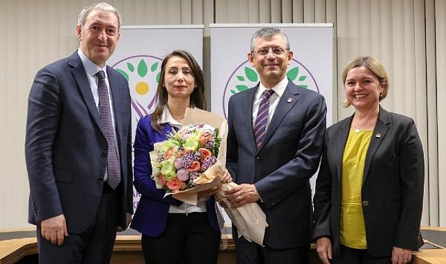 Özgür Özel'den DEM Parti'ye ziyaret; Diyaloğumuz sürecek