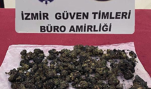 Polis baskınında uyuşturucuyu sobaya atıp, imha etmeye çalıştı