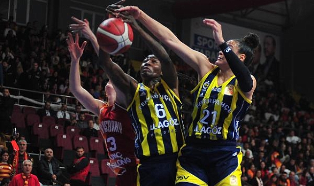 Potada kadınlar derbisinde kazanan Fenerbahçe