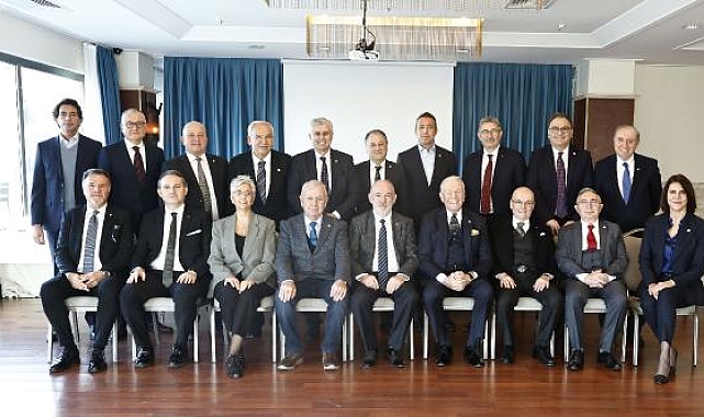 Şampiyon kulüplerin Divan Kurulu Başkanları yemekte bir araya geldi