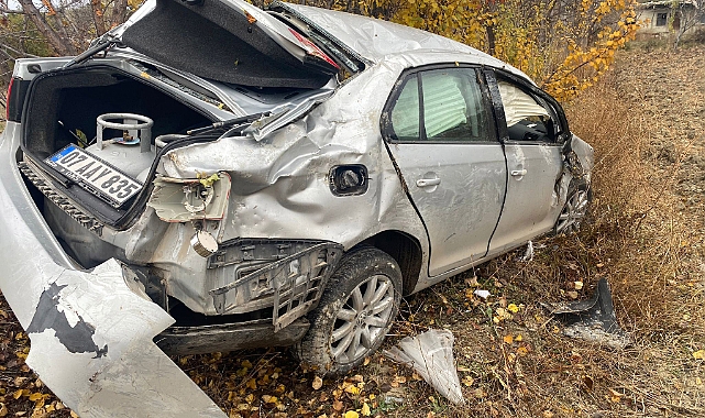 Şarampole devrilen otomobilde 3 yaralı