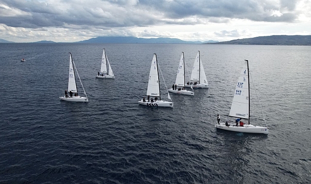 Tenzor International Cup Yelken Yarışları’nda ikinci gün tamamlandı