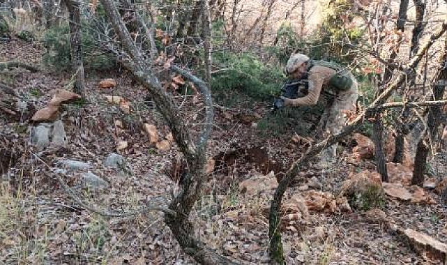 Terör operasyonu; 427 kilo esrar ve mühimmat ele geçirildi