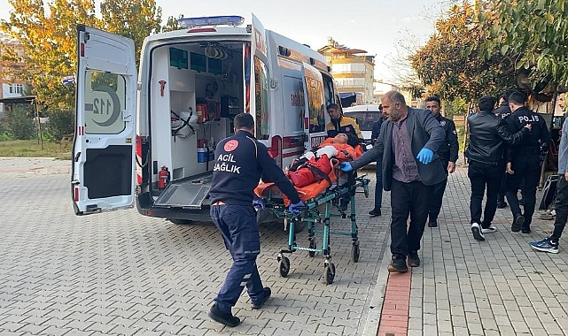 Tüfekle oynayan kadın yaralandı