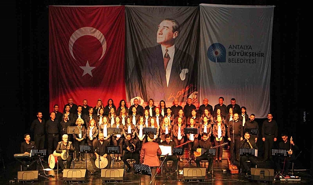 Türk Halk Müziği Korusu'ndan ilk konser